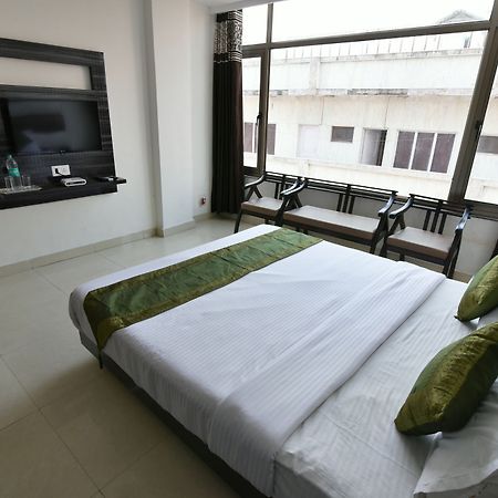 Anand Niketan By Bonjour - On The Ganges Hotel Haridwar Exterior photo